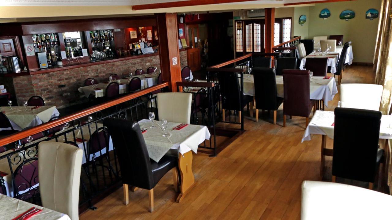 The Seaview Tavern Ballygorman Экстерьер фото