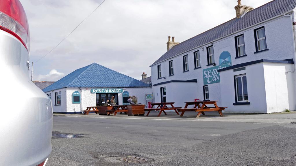 The Seaview Tavern Ballygorman Экстерьер фото